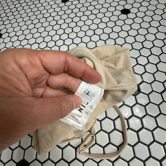 SHEIN sleeveless top size large - Picture 3 of 3